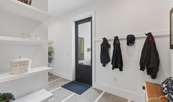672 Danville Corner Rd, Auburn, ME 04210
