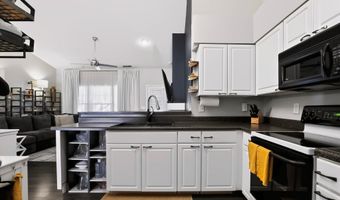 7329 Summer Lea Ct, Indianapolis, IN 46217