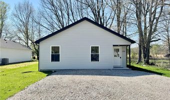 358 Oak St, Austin, IN 47102