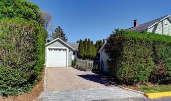 58 Bliss Rd, Newport, RI 02840