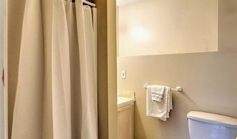 5 Craigie Ave, Johnston, RI 02919