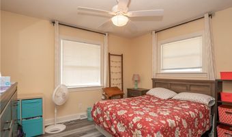 374 Woodlawn Reserve Rd, Akron, OH 44305