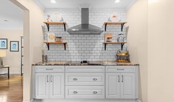 1319 Glamorgan St, Alliance, OH 44601