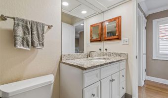 820 SYMPHONY ISLES Blvd, Apollo Beach, FL 33572