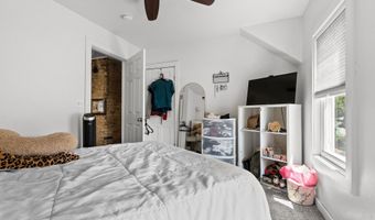 120 E PACIFIC St, Appleton, WI 54911