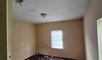 2118 Harden St, Savannah, GA 31415