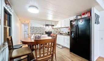 1726 FLINT Dr, Auburndale, FL 33823