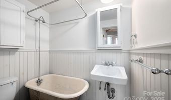11 Cullowhee St, Asheville, NC 28801