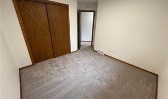 408 4th St NW, Avon, MN 56310