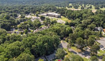 3130 Erskine Dr, Charlotte, NC 28205