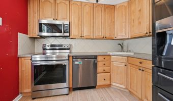 201 Pacific Ave, Barnegat, NJ 08005