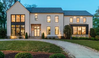 7101 LONGWOOD Dr, Bethesda, MD 20817