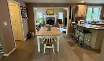 92 Brentwood Ln, Barnstable, MA 02630