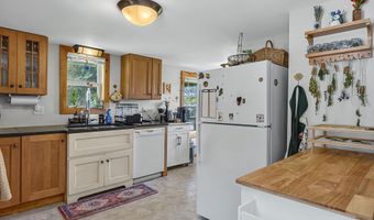 691 Eastern Ave, Augusta, ME 04330