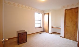 8911 Country Walk Ct, Indianapolis, IN 46227