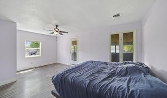 916 Oak St, Adrian, MI 49221