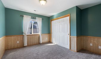 8712 SW WAKKILA Ter, Beaverton, OR 97007