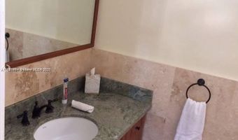 20200 NE 27th Ct 16, Aventura, FL 33180