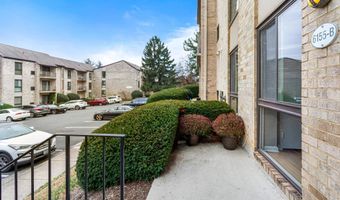 6155 EDSALL Rd B, Alexandria, VA 22304