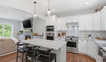 130 Jackson Schoolhouse Rd, Burrillville, RI 02859