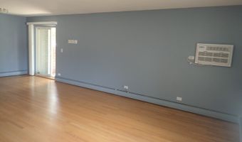 1127 S Old Wilke Rd 101, Arlington Heights, IL 60005