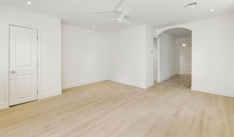 212 N 12 Street St, Villas, NJ 08251