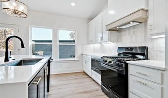 1 Taransay Cir, Bella Vista, AR 72715