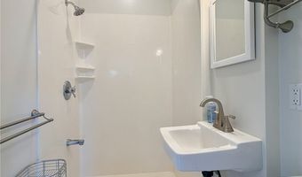 2013 Kakela Dr Back Right, Honolulu, HI 96822
