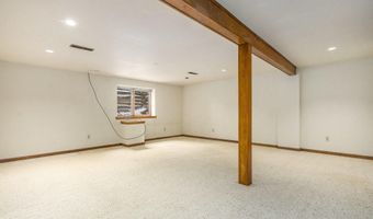 1276 Kuehnle Ct, Ann Arbor, MI 48103