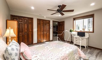2111 Robins Nest SE, Alexandria, MN 56308