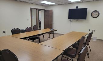 13 SE 2nd Ave, Aberdeen, SD 57401