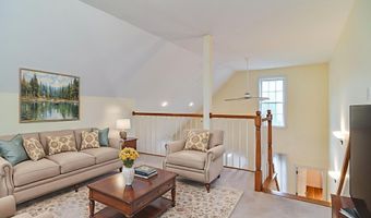 12 Braeburn Ln 12, Ashland, MA 01721