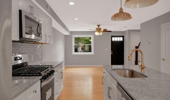 245 S CLINTON St, Baltimore, MD 21224