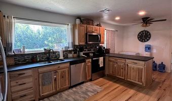 112 Mockingbird Ln, Chickasha, OK 73018