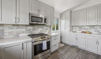 3016 Alta Vista Dr, Fallbrook, CA 92028
