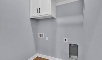 324 E 2nd St, Adrian, MO 64720