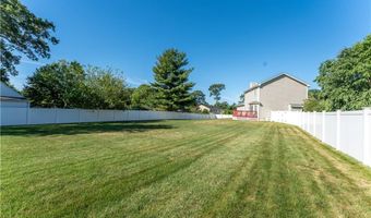 132 Julian Rd, Warwick, RI 02889