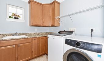 5516 YOUNG FAMILY Trl W, Adamstown, MD 21710