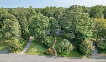 5 STUART Dr, Dover, DE 19901