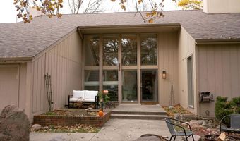 4015 Mathews Rd, Ames, IA 50014