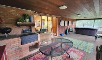 1314 N 3rd St, Aberdeen, SD 57401