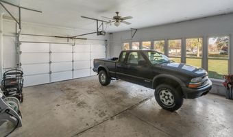 702 E 5th St, Auburn, IN 46706