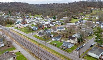 307 Railroad Ave, Aurora, IN 47001