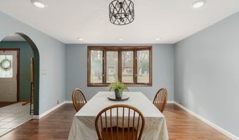 297 E Washington St, Almont, MI 48003