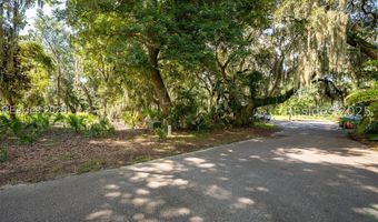 19 Sheridan Rd, Beaufort, SC 29907