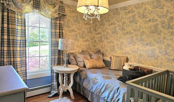 27 Wilson Dr, Oxford, CT 06478