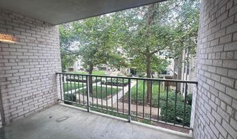 19 CANTERBURY Sq 201, Alexandria, VA 22304