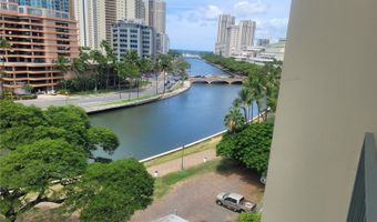620 Mccully St 808, Honolulu, HI 96826