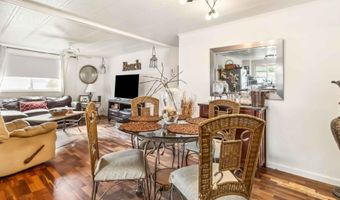 901 Laurel Cir, Barefoot Bay, FL 32976