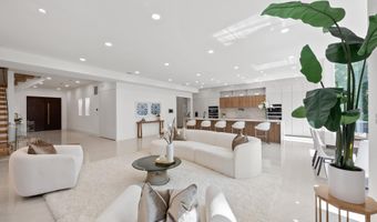 2321 N RICHMOND St, Arlington, VA 22207